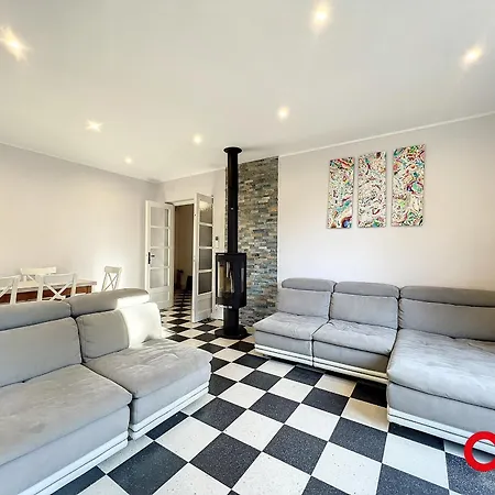 Villa Spacieuse Et Calme Pres Des Plages Avec Jardin, Terrasse, Wifi Et Climatisation - Fr-1-647-32 *